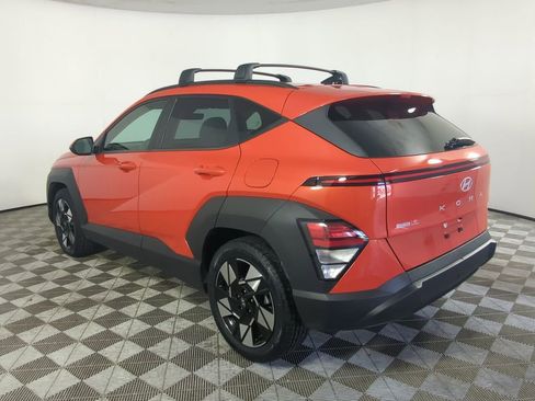 Certified 2024 Hyundai Kona SEL w/ Convenience Package FWD image 7