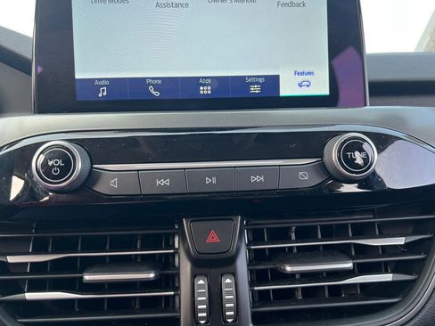 Used 2025 Ford Escape Active image 20