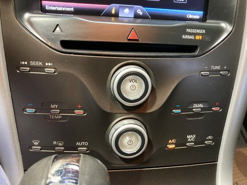 Used 2013 Ford Edge SEL AWD/4WD image 25