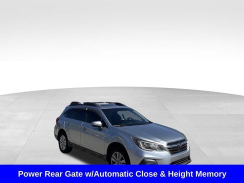 Used 2018 Subaru Outback 2.5i Premium AWD/4WD image 9