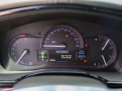 Used 2019 Cadillac XT5 Luxury FWD image 13