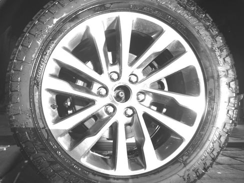 Used 2018 Ford Expedition Limited w/ Equipment Group 301A AWD/4WD image 11
