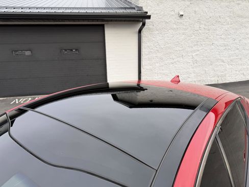 Used 2018 Kia Stinger GT2 image 9