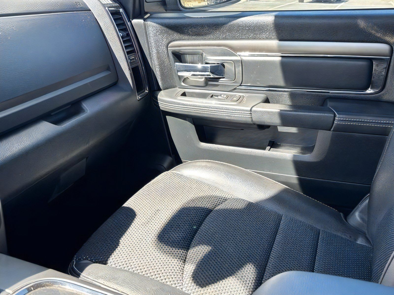 Used 2016 RAM 1500 Sport w/ Convenience Group RWD image 18