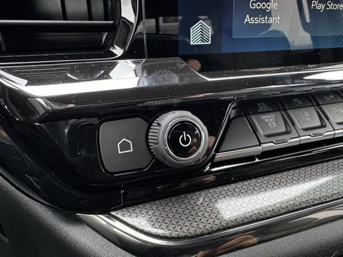 New 2026 Chevrolet Silverado 2500 ZR2 image 14