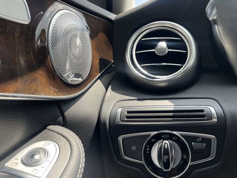 Used 2017 Mercedes-Benz C 300 4MATIC Sedan image 43