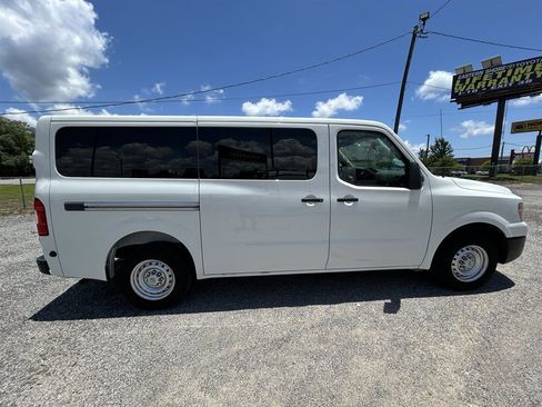 Used 2018 Nissan NV 3500 S RWD image 6