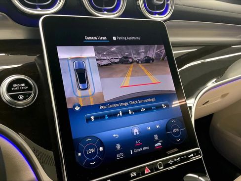 Used 2023 Mercedes-Benz GLC 300 GLC 300 image 25