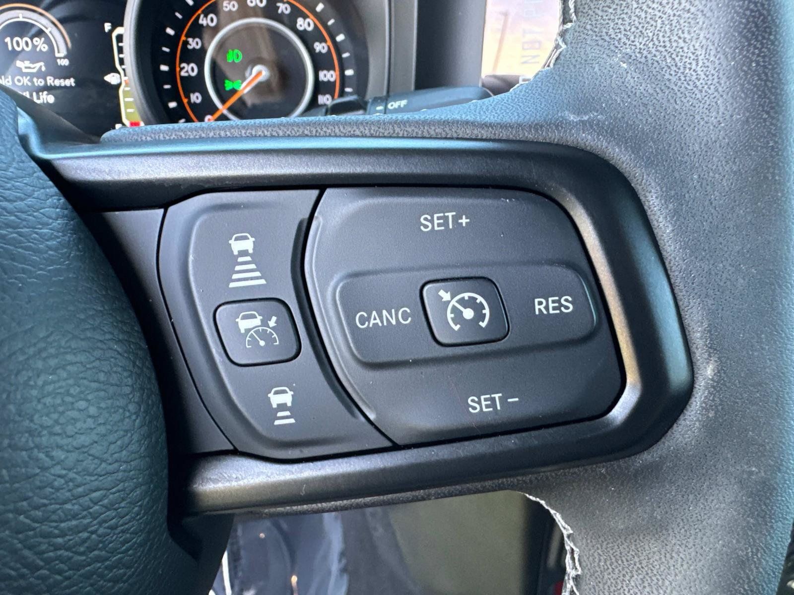 New 2025 Jeep Wrangler Unlimited Rubicon w/ Safety Group AWD/4WD image 27