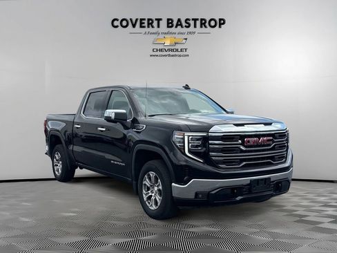 Used 2025 GMC Sierra 1500 SLT RWD image 7
