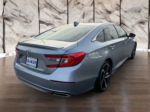Used 2020 Honda Accord Sport image 3