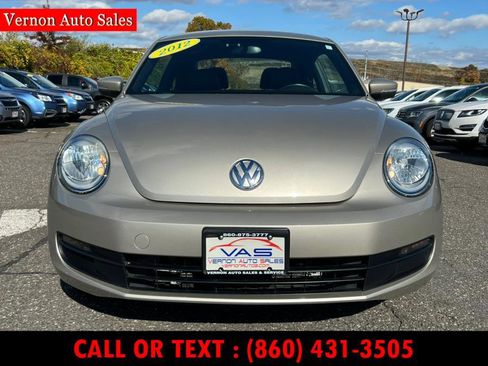 Used 2012 Volkswagen Beetle 2.5 image 2