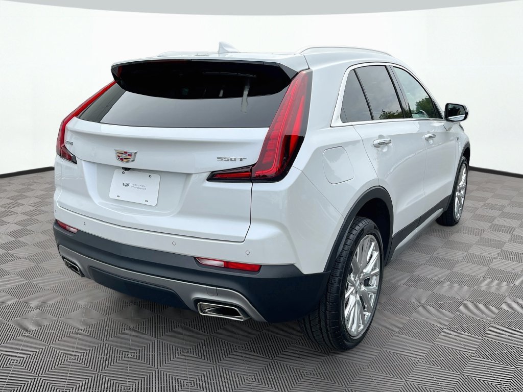 Certified 2023 Cadillac XT4 Premium Luxury FWD image 6