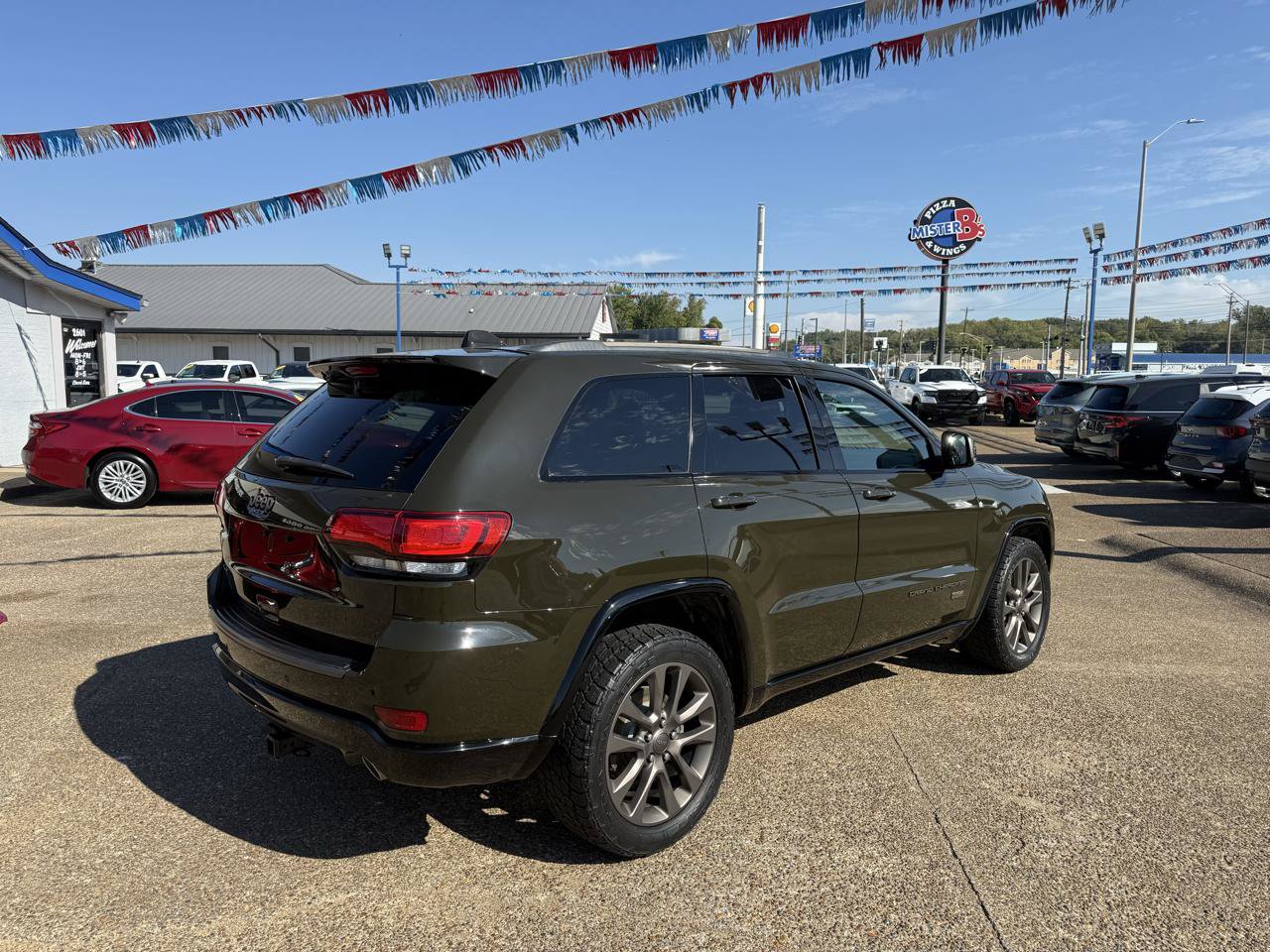 Used 2017 Jeep Grand Cherokee Limited 75th Anniversary AWD/4WD image 5