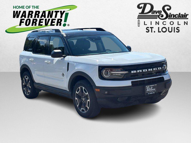 Used 2021 Ford Bronco Sport Outer Banks AWD/4WD image 1