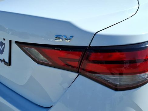 Used 2023 Nissan Sentra SV image 9