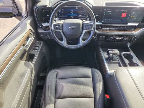 Used 2023 Chevrolet Silverado 1500 RST w/ Convenience Package II image 11