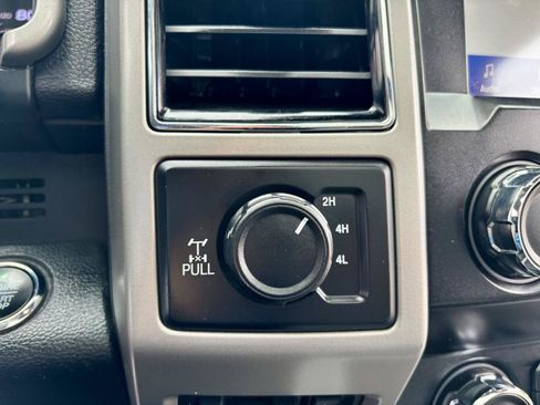 Used 2020 Ford F350 Lariat AWD/4WD image 32