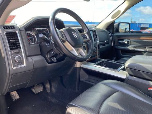 Used 2015 RAM 1500 Laramie w/ Convenience Group AWD/4WD image 10