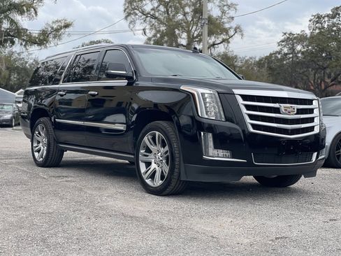 Used 2015 Cadillac Escalade ESV Premium image 14