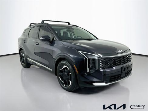 Certified 2026 Kia Sportage SX FWD image 3