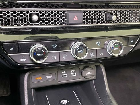 Used 2023 Honda Civic Touring image 31