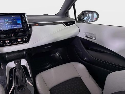 Used 2020 Toyota Corolla SE FWD image 23