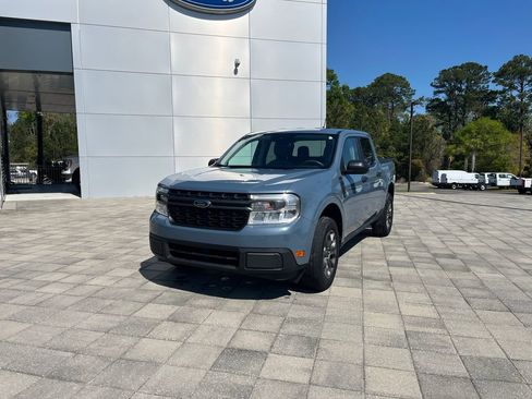 Used 2024 Ford Maverick XLT image 2