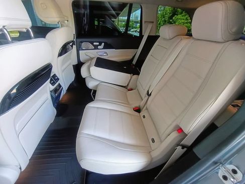 Used 2024 Mercedes-Benz GLS 580 4MATIC image 73