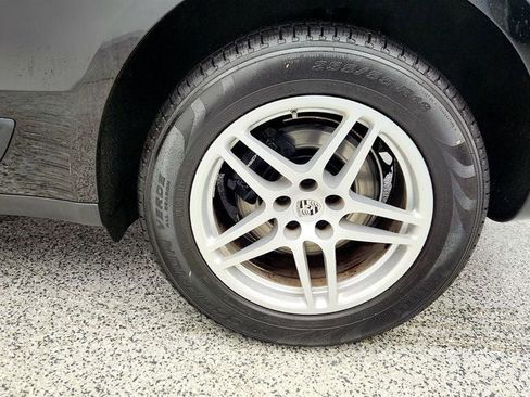 Used 2021 Porsche Macan AWD image 9