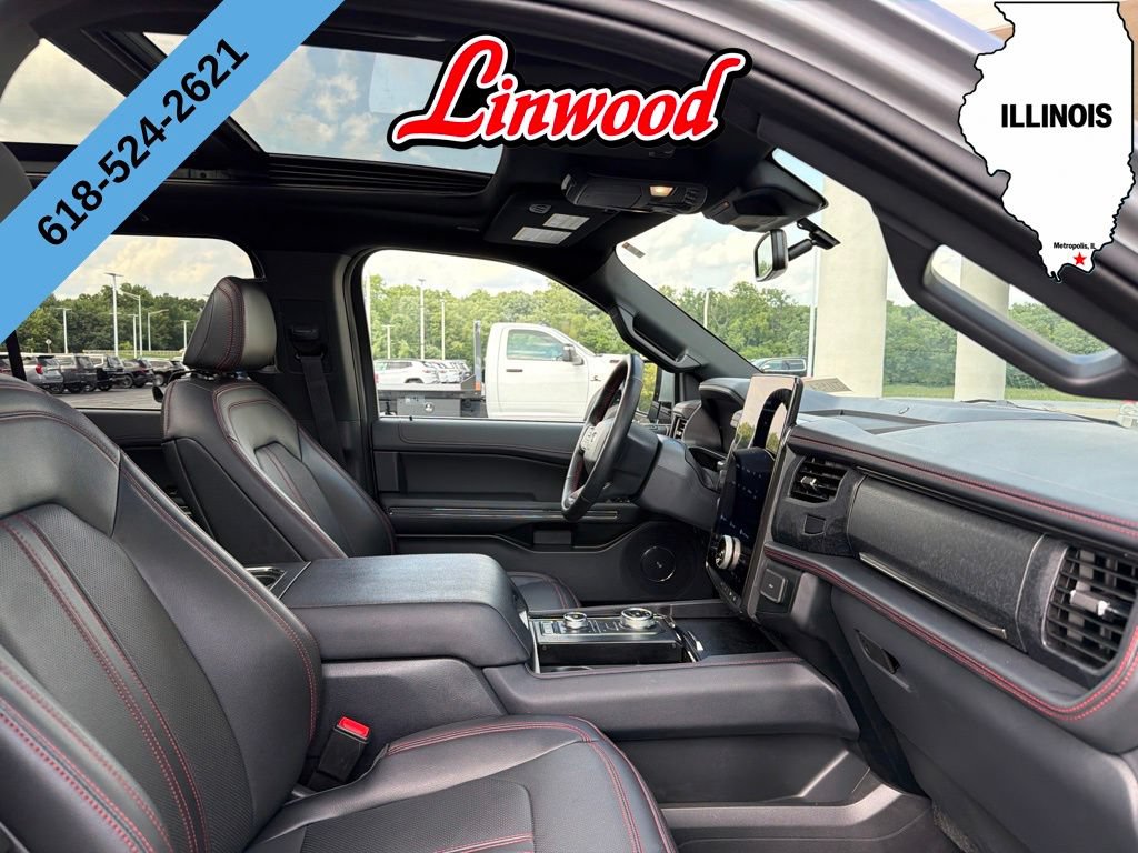Used 2024 Ford Expedition Limited AWD/4WD image 11
