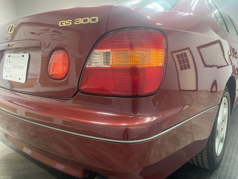 Used 1998 Lexus GS 300 image 16