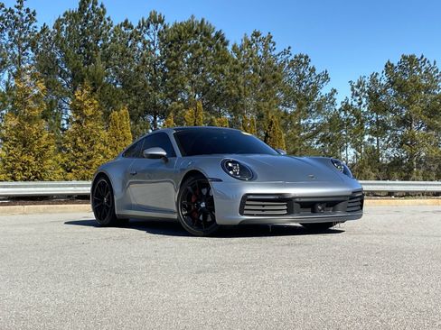Used 2020 Porsche 911 Carrera S image 2
