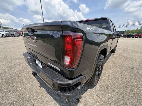 Used 2025 GMC Sierra 1500 Elevation AWD/4WD image 5