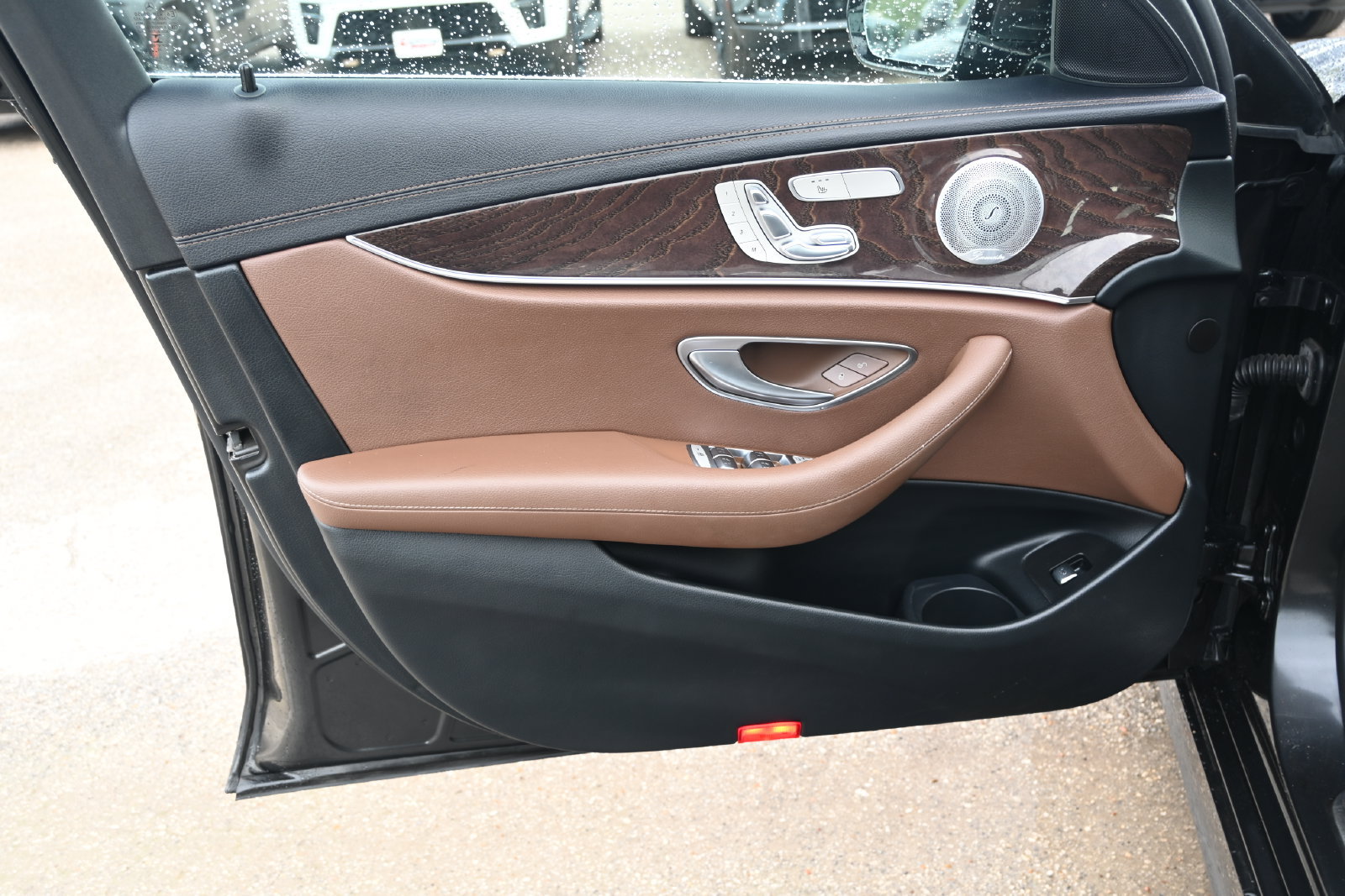 Used 2021 Mercedes-Benz E 350 Sedan image 8