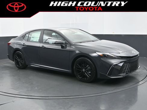 New 2026 Toyota Camry SE image 7