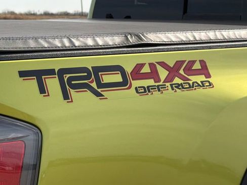 Used 2023 Toyota Tacoma TRD Off-Road image 10