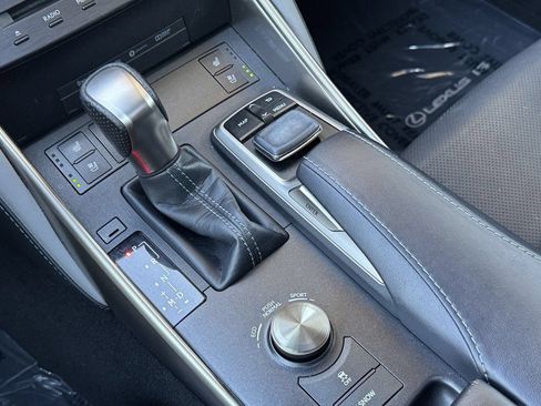 Used 2020 Lexus IS 300 F Sport w/ Blackline Edition RWD image 21