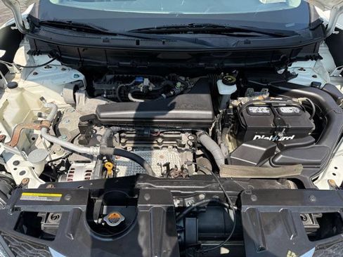 Used 2016 Nissan Rogue S AWD/4WD image 7