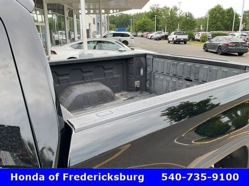 Used 2021 GMC Sierra 1500 SLT w/ SLT Premium Plus Package AWD/4WD image 21