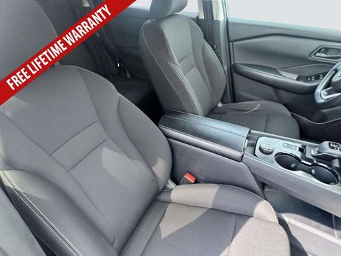 Used 2024 Nissan Rogue S AWD/4WD image 23