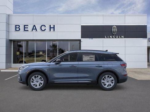 New 2026 Lincoln Corsair Premiere image 4