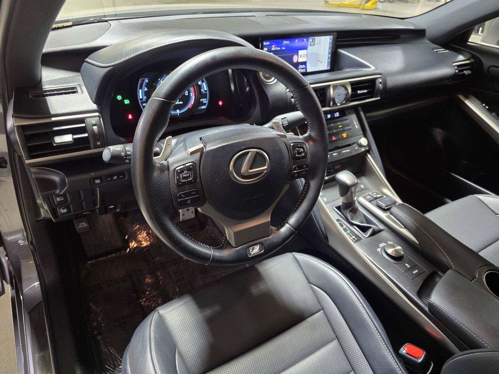 Used 2017 Lexus IS 350 F Sport w/ F Sport Package RWD image 24