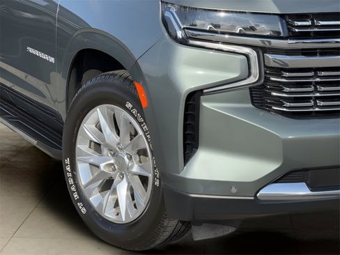 Used 2023 Chevrolet Suburban Premier image 44