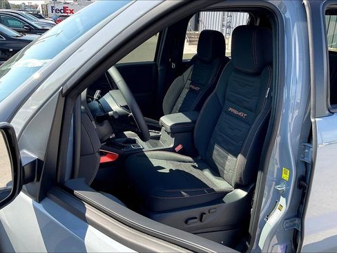 New 2026 Nissan Frontier PRO-4X w/ Pro-4x Convenience Package image 14