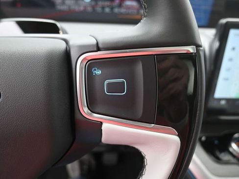 New 2025 Ford Expedition Platinum w/ Driver's Package image 7