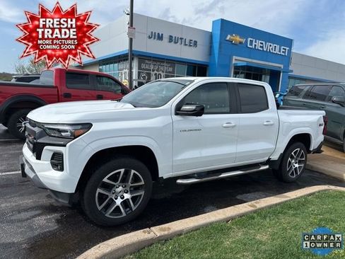 Used 2024 Chevrolet Colorado Z71 w/ Z71 Convenience Package 2 image 1