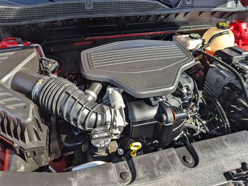 Used 2021 Chevrolet Blazer LT image 28