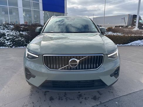 Certified 2025 Volvo XC40 B5 Ultra w/ Protection Package Premier image 3