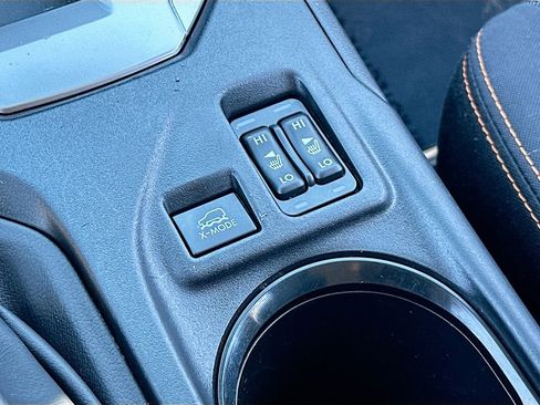 Used 2023 Subaru Crosstrek 2.0i Premium image 18